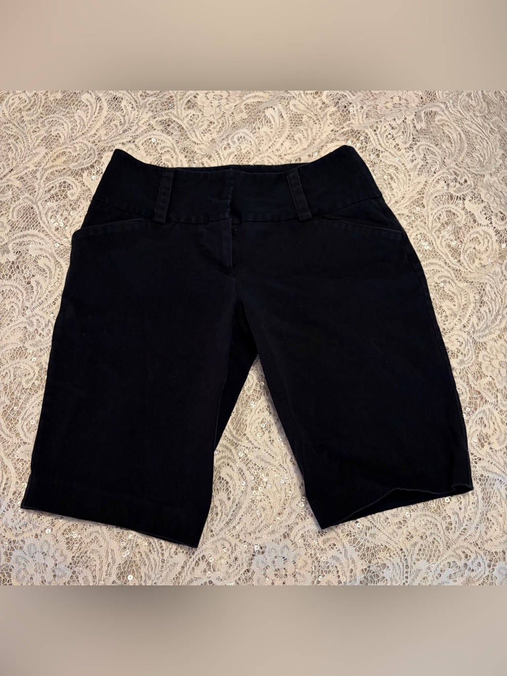 INC Pre-loved Black Women's Bermuda Shorts Size 2